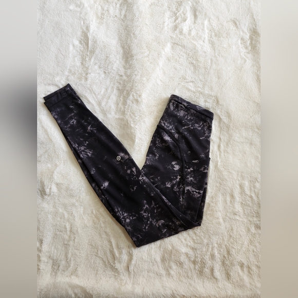 Lululemon Swift Speed High-rise Tights 28". Size 2 - Picture 8 of 16